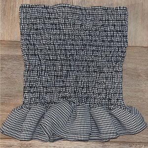 Black and white checked mini skirt with ruffle